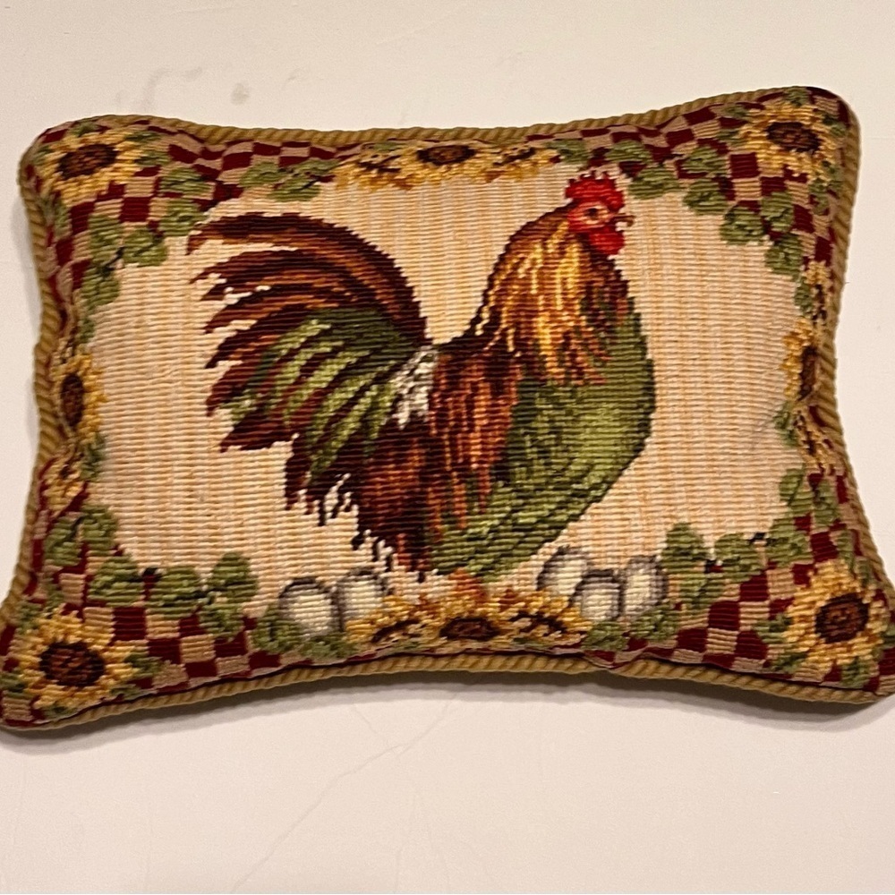 Rooster/sunflower tapestry petit point needle point throwpillow gold velour back - Picture 4 of 16